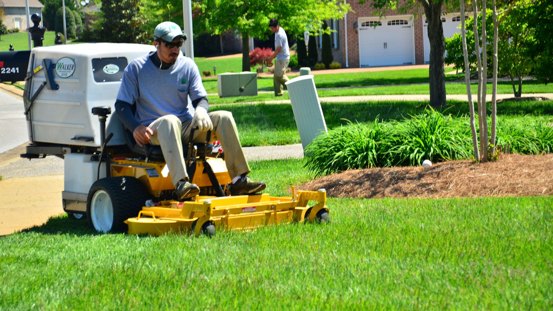 Landscaping Maintenance Service